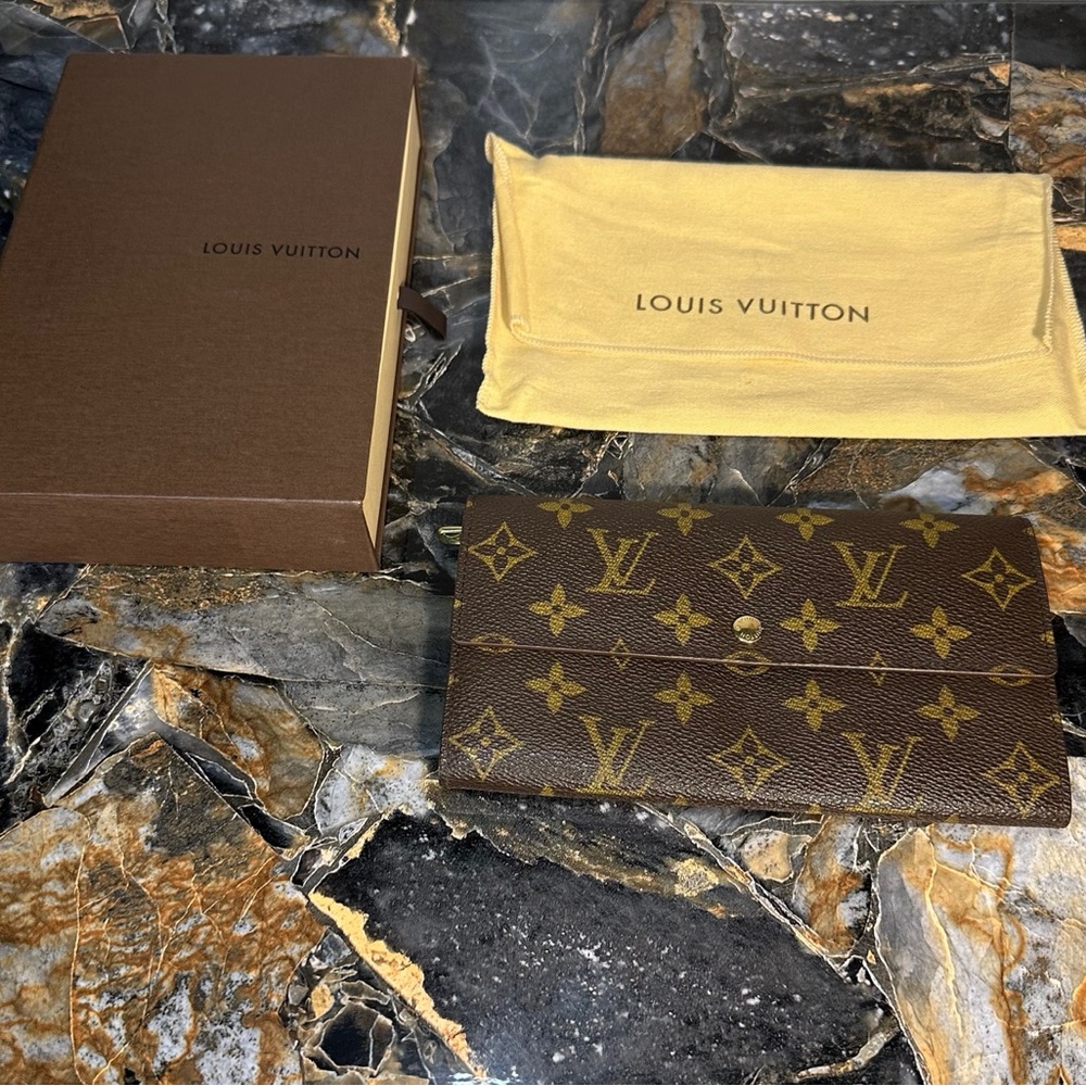 Auth Louis Vuitton Monogram Porte Monnaie Wallet with Dust Bag and box